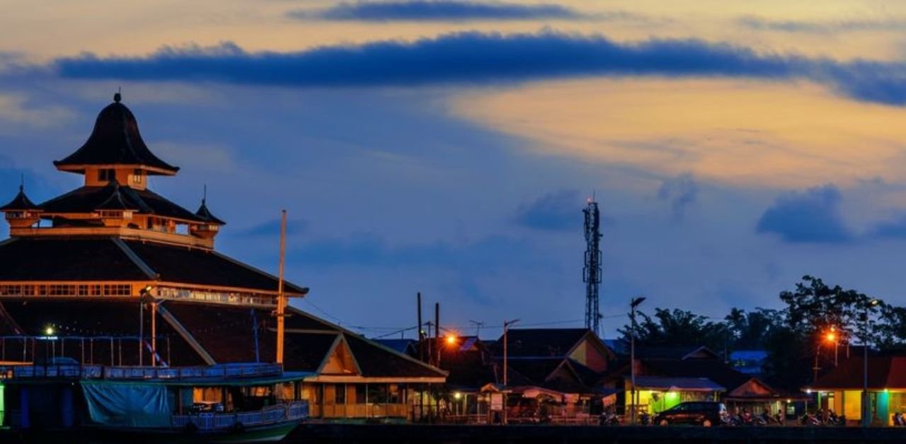 Adam Air Pontianak Office