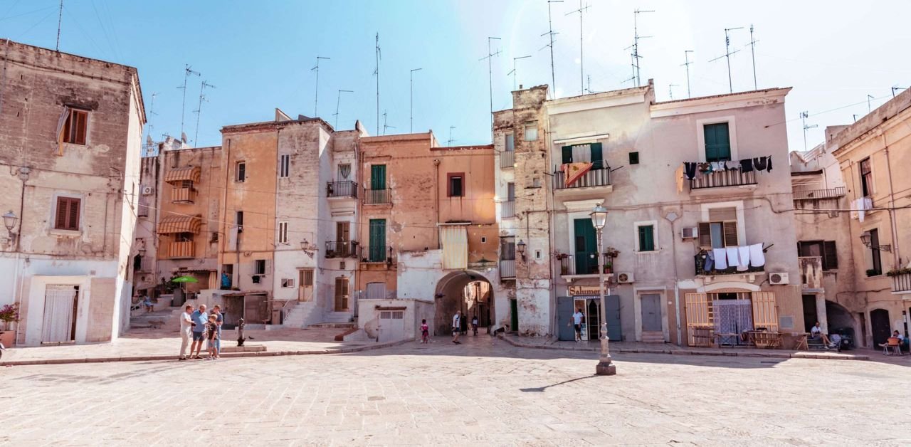 Bari